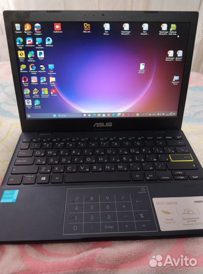Ноутбук asus E210K