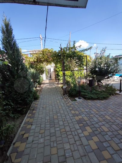 Гостиница, 380 м²