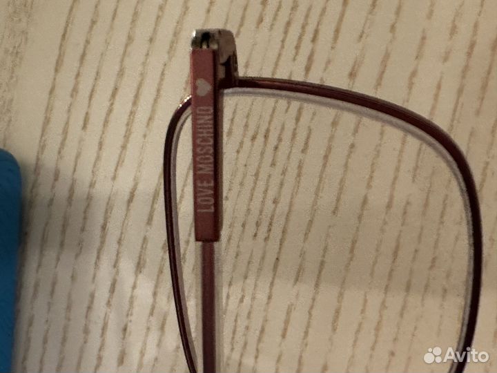 Love moschino очки