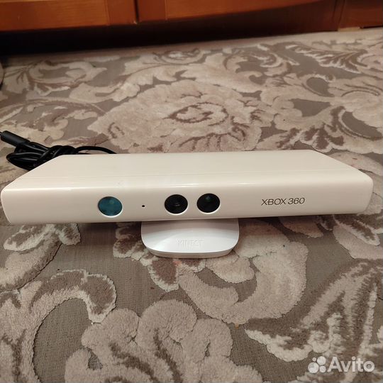 Xbox360 S, 250gb,Freeboot, 2 дд, Kinect