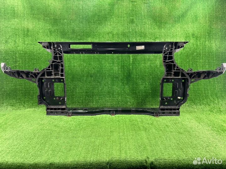 Передняя панель (телевизор) передняя Kia Carnival