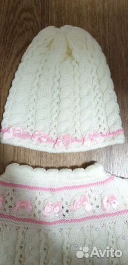 Вязаный костюм для девочки