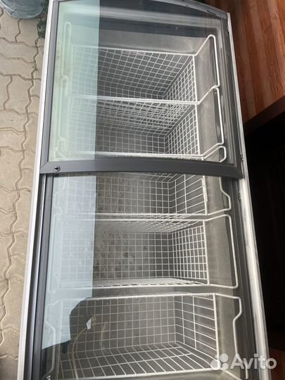 Холодильник витрина