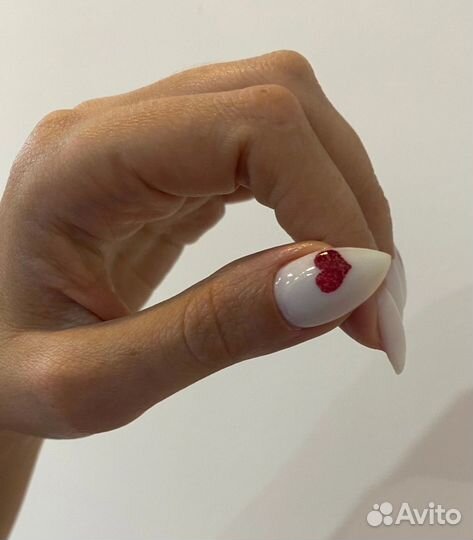 Маникюр, педикюр