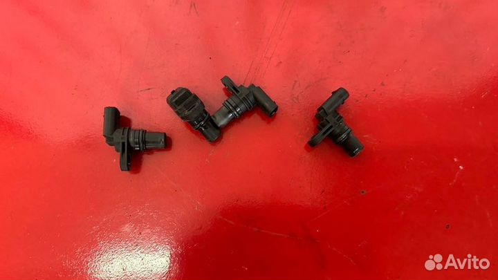 Датчик распредвала Audi A6 C6 2.8 ccea 2010