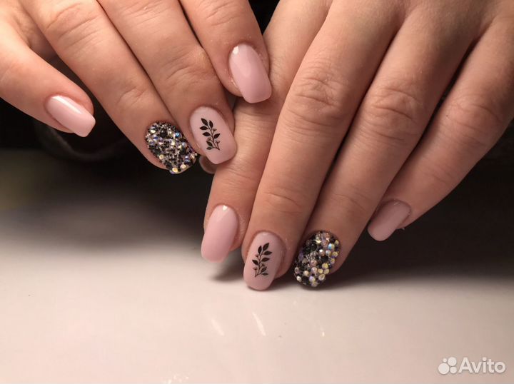 Маникюр,наращивание ногтей,педикюр.Выезд на дом