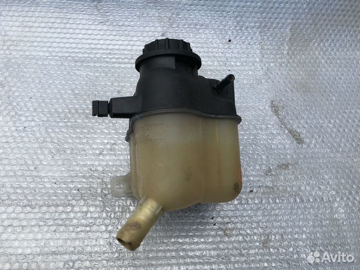 Расширительный бачок Ford Explorer V 10-15