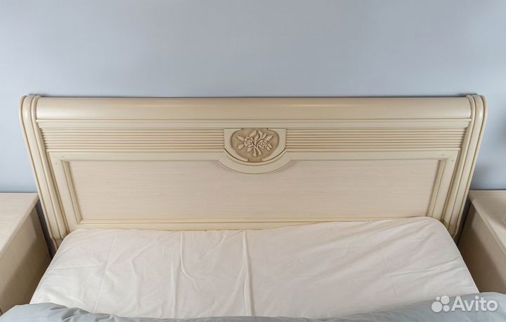 Кровать Изотта Ангстрем