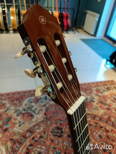 Классическая гитара Yamaha C40