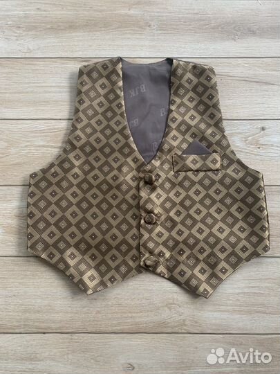 Жилет классический на 2-3года