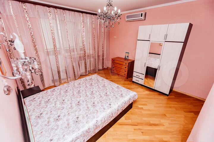2-к. квартира, 65 м², 4/14 эт.