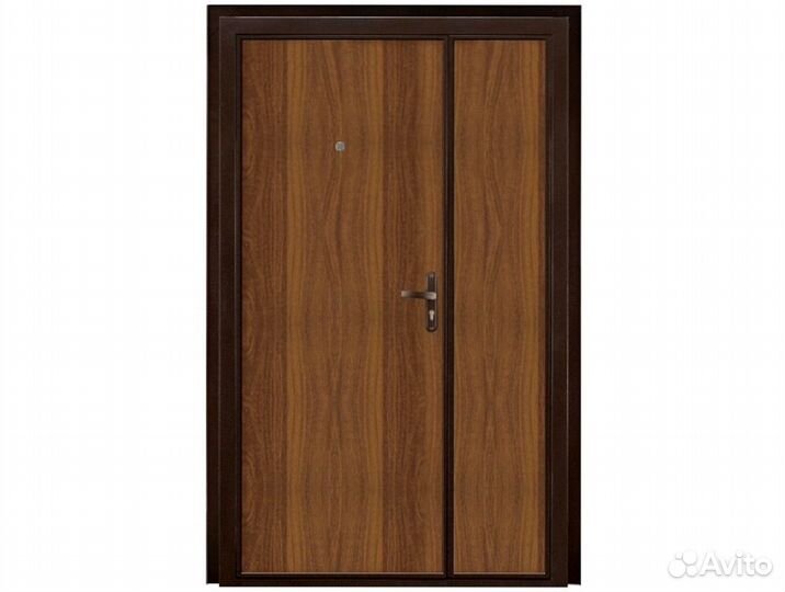 Двухстворчатая металлическая дверь