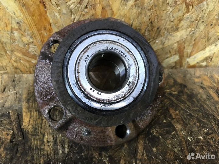 Ступица задняя Skoda Rapid лифтбек cfna 2014