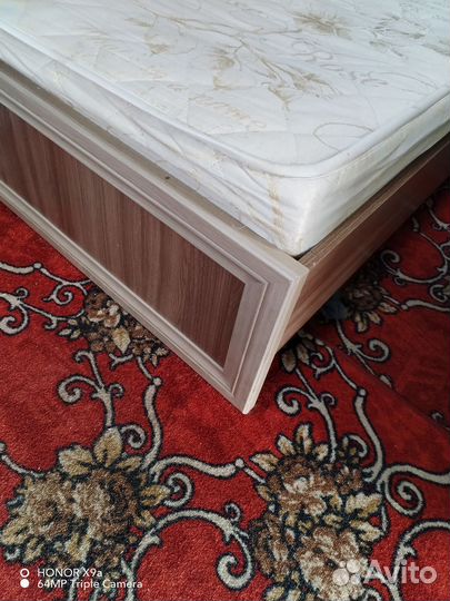 Кровать двухспальная 160 200