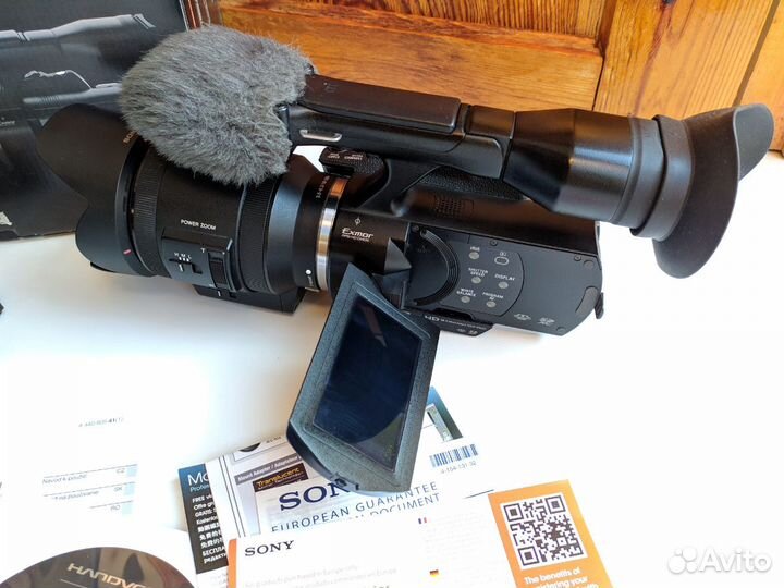 Видеокамера Sony nex-vg30eh