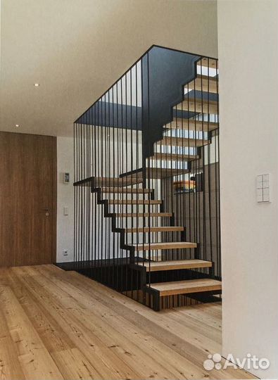 Лестница на металлокаркасе