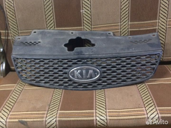 Решетка радиатора Kia Rio2 2005-2009
