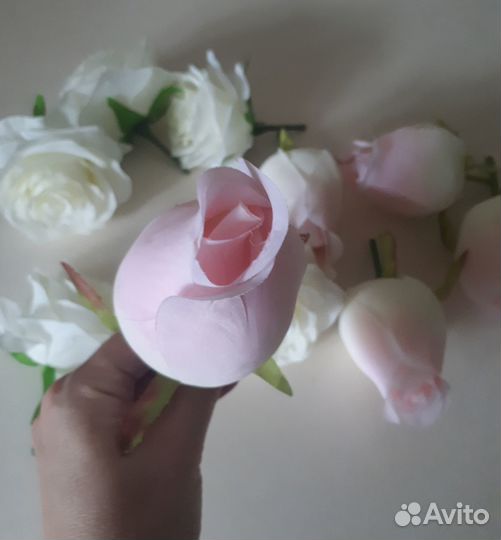 Искусственные цветы Розы Бутоны