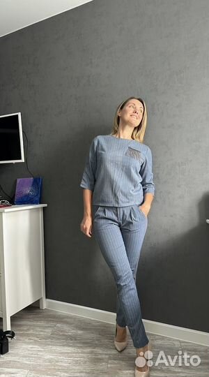 Костюм брючный