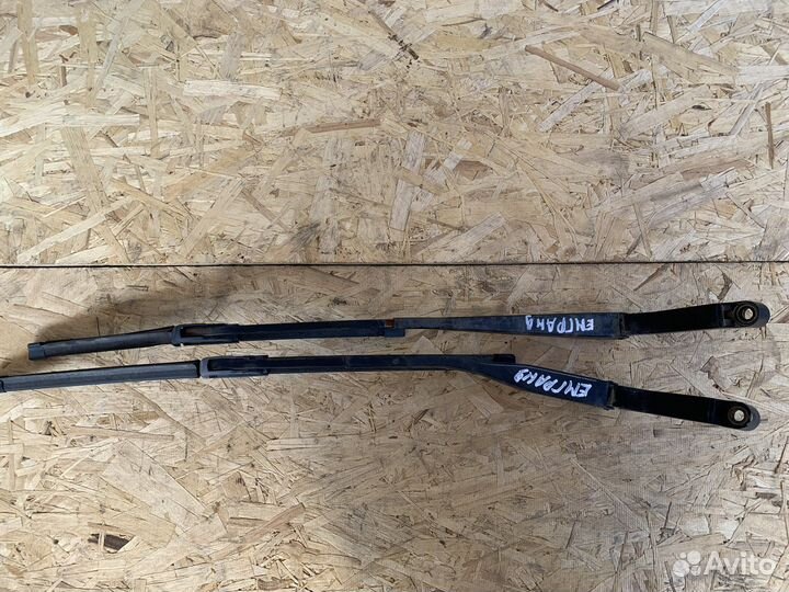 Geely emgrand ec7 поводки дворников