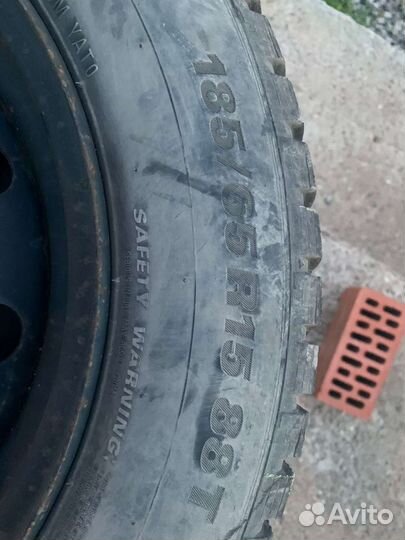 Kumho WinterCraft Ice WI31 185/65 R15 88