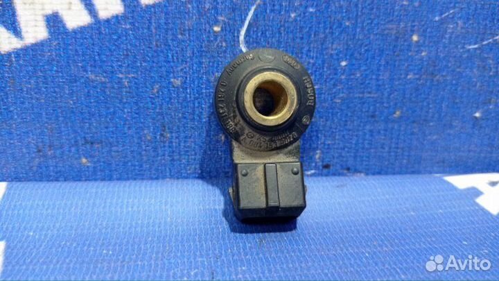 Датчик детонации Mercedes-Benz W203 седан 271.946