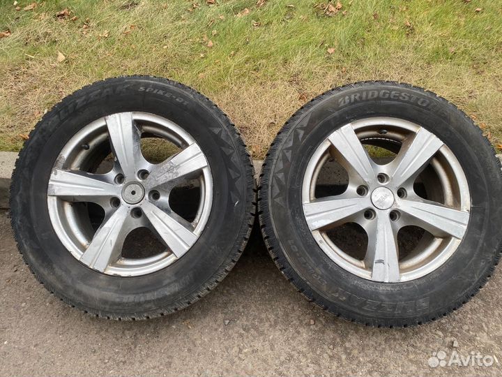 Колеса зимние 215 65 R16