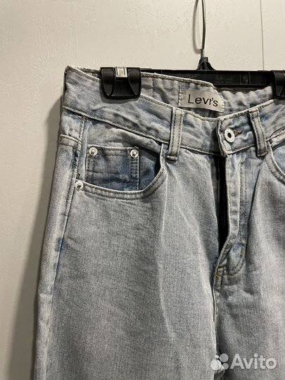 Джинсы levis