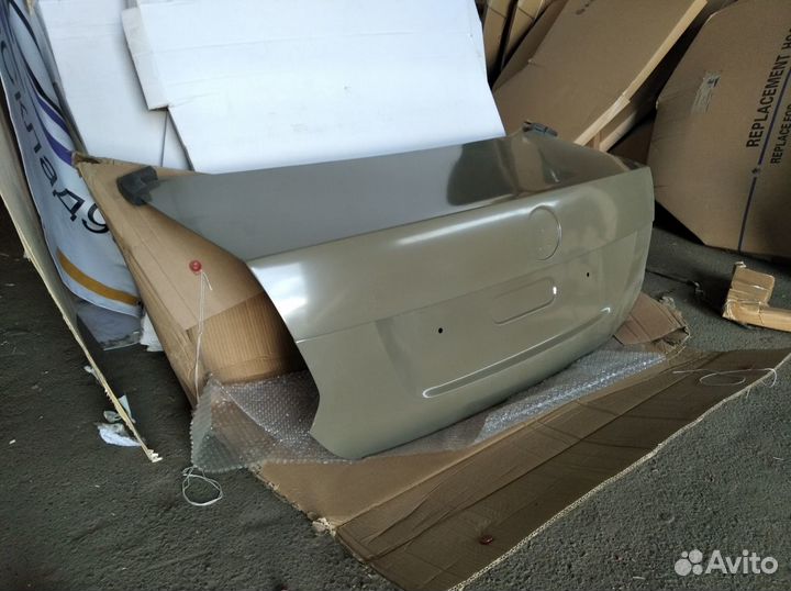 Крышка багажника Volkswagen Polo 5 2014 - 2020