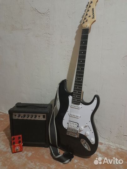 Электрогитара новая, полный комплект