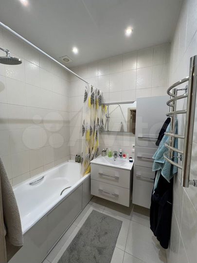 4-к. квартира, 100 м², 5/5 эт.