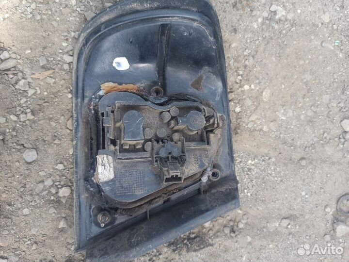 Фонарь правый Nissan Primera P11