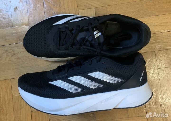 Кроссовки adidas