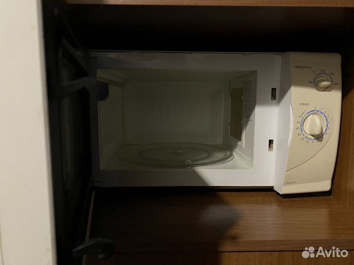 Микроволновая печь lg