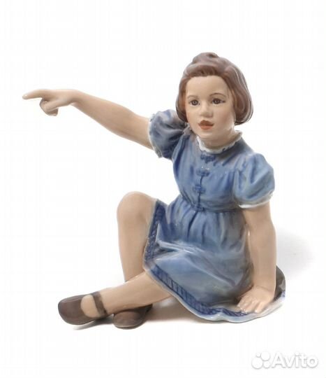 Фарфоровая фигура 