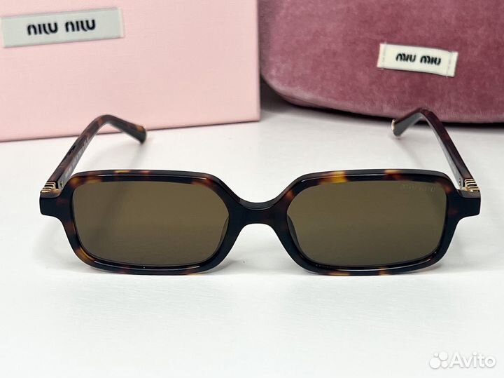 Очки Miu Miu