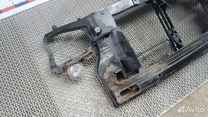 Панель передняя/телевизор (элемент) Hyundai Tucson