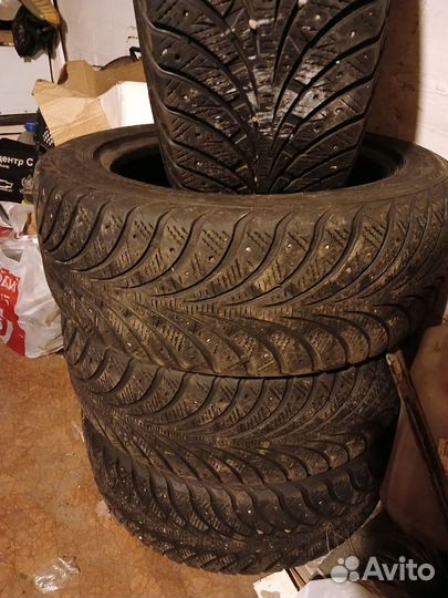 Goodyear UltraGrip 205/55 R16