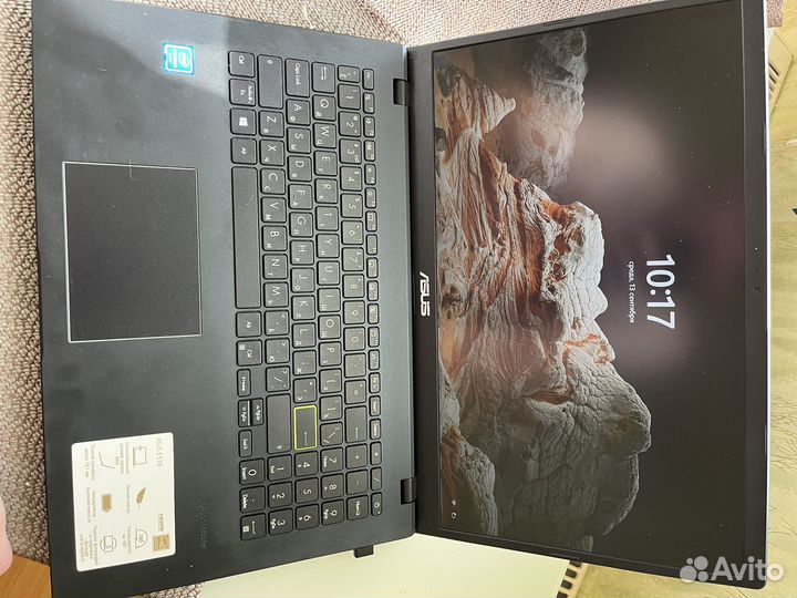 Asus R522MA-BQ862W Blue