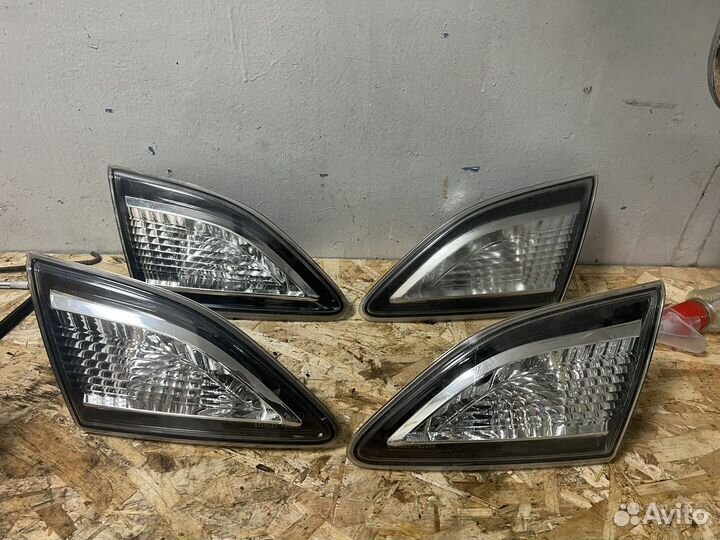 Комплект белых фонарей Mazda 3 BL седан