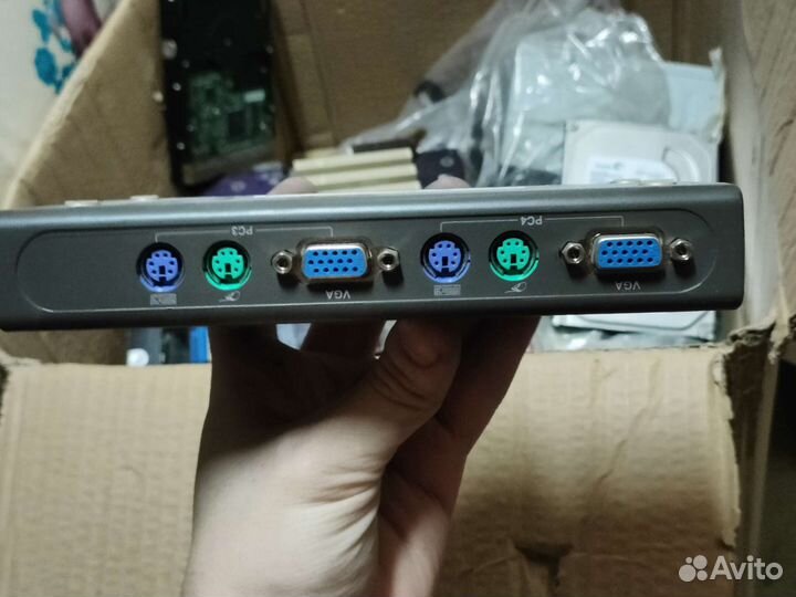 Переключатель D-link dkvm-4K