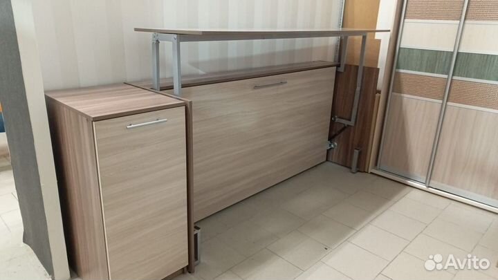 Кровать стол трансформер