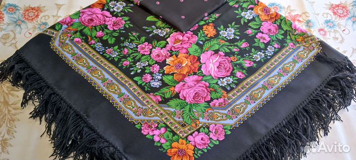 Павловопосадский платок шерсть