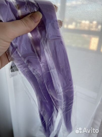 Волосы на заколках цветные