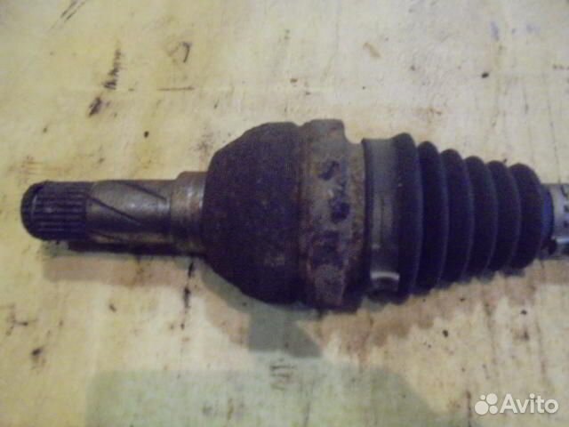 Полуось задняя левая Volvo XC90 1 (C) 30651528