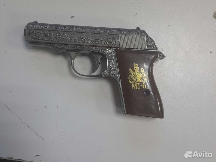 Пистолет зажигалка