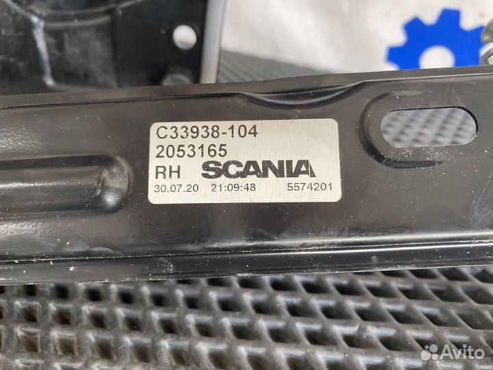 Стеклоподъемник передний правый Scania 6-series