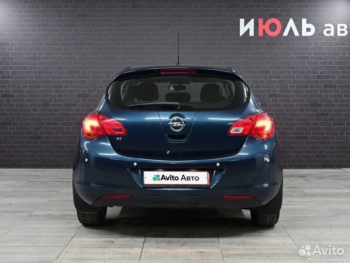 Opel Astra 1.6 AT, 2011, 91 221 км