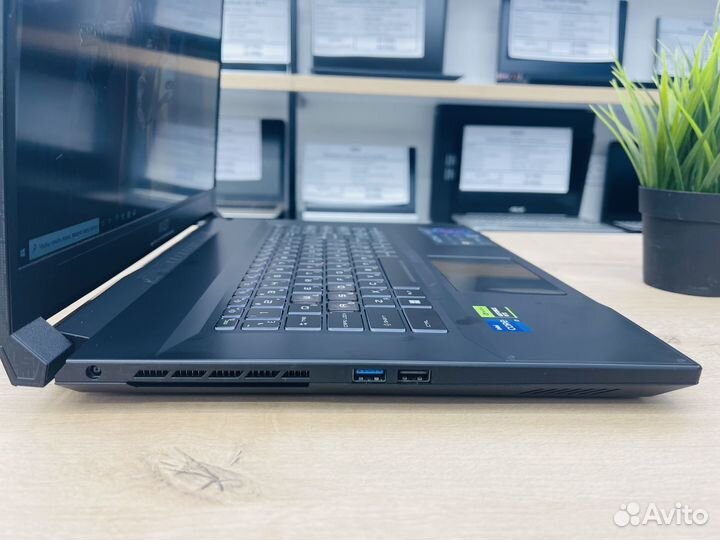 Msi Katana 17 i7/16/RTX4070