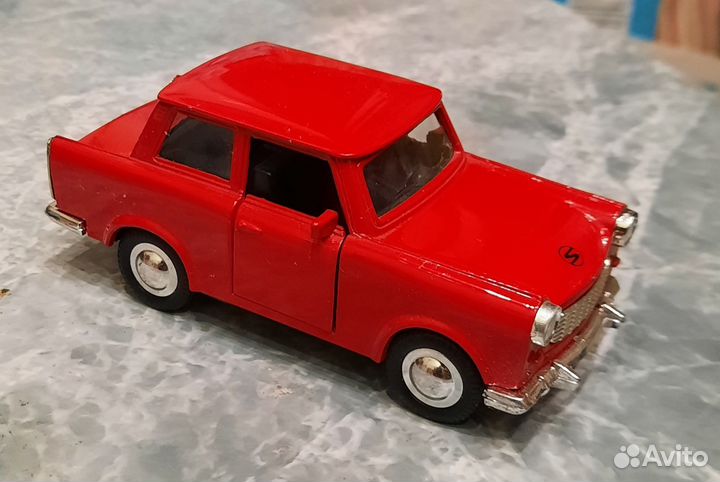 Модель автомобиля Trabant 601 SS4725